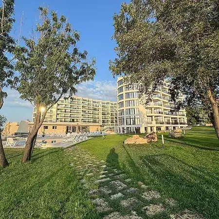 Allure Panoramicsea View,pool & Spa,free Parking,varna Apartment